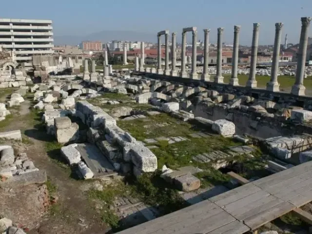 3. Agora Antik Kenti