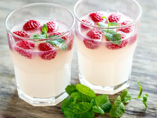8. Ahududulu Limoncello Prosecco