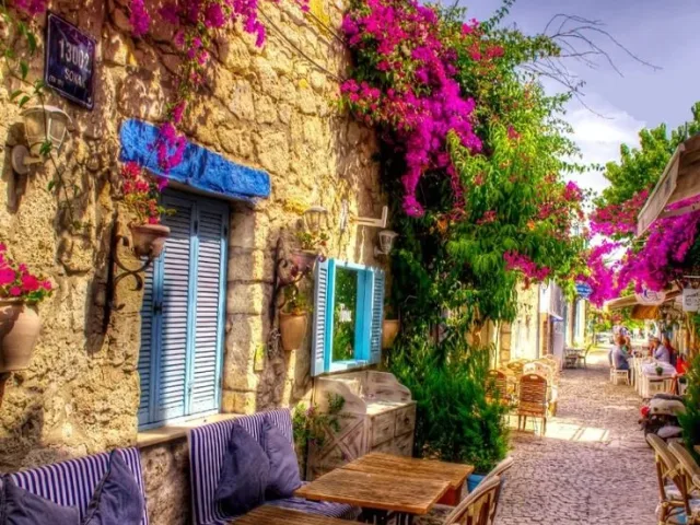 1. Alaçatı