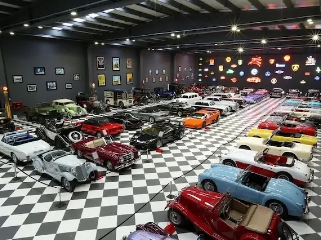 4. Torbalı Erdoğan Özgörkey Otomobil Müzesi (Key Museum):
