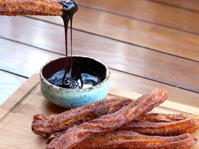 10. Pincchurros Coffe & Churro and More - Churros