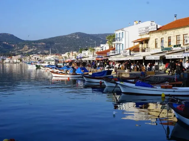 5. Foça