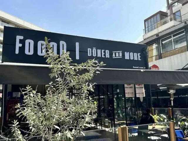 Ev Ortamında Sıcak ve Samimi Atmosfer:
