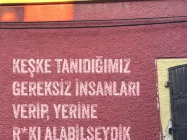 6. Keşke tanıdığımız gereksiz insanları verip yerine Rakı alabilseydik.