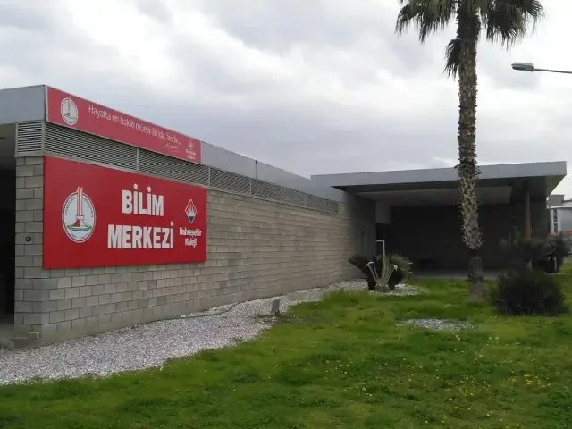 6. Karşıyaka Bilim Müzesi’ni Keşfet