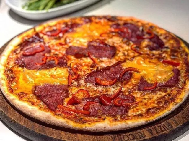 1. Pizza Rucolo