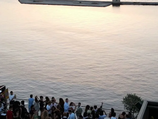 Aynı ruh, yeni şehir: İzmir Rooftop Festival!