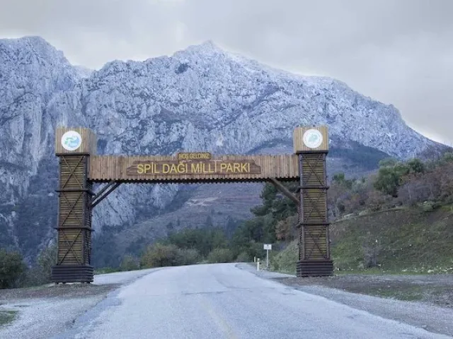 4. Spil Dağı