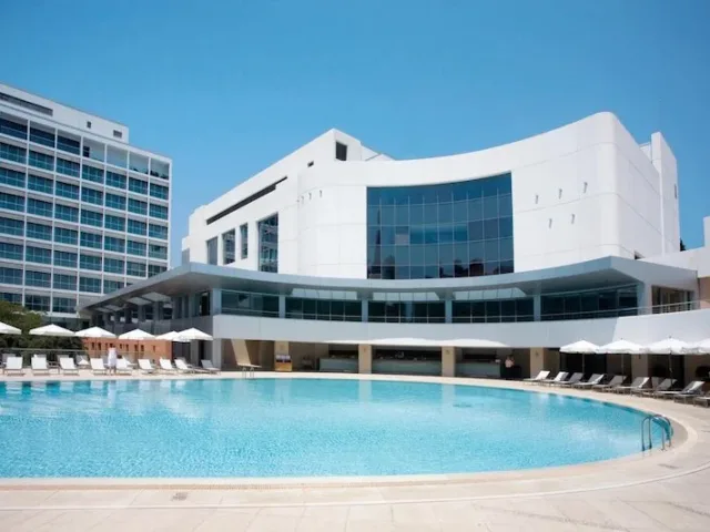 Swissotel Grand Efes Yüzme Havuzu