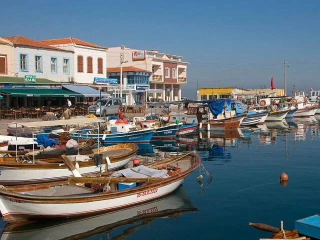 5. Urla