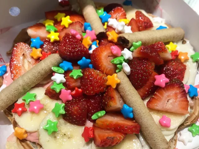 Bostanlı'da Rengarenk Bir Wafflecı, Ab'bas Waffle