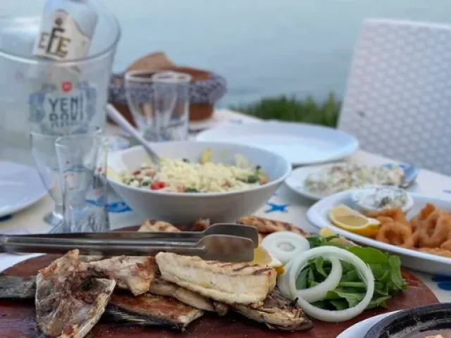 Urla Gülbahçe'de Kaliteli Hizmet Üstün Bir Lezzet: Akgün Balık Restoran