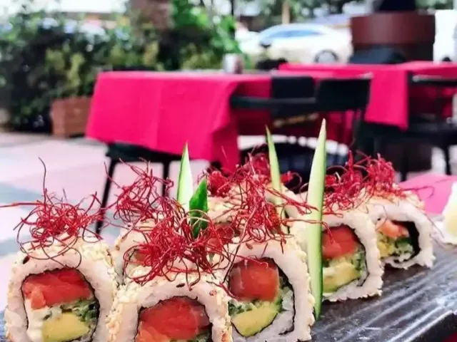 Asya Mutfağı'nı İzmirlilerle buluşturan adres Bistronomi Asian Restaurant & Bar