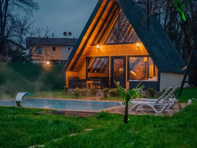 Bungalov Evlerde ve Villalarda Tatil Yapmak Neden Popüler?