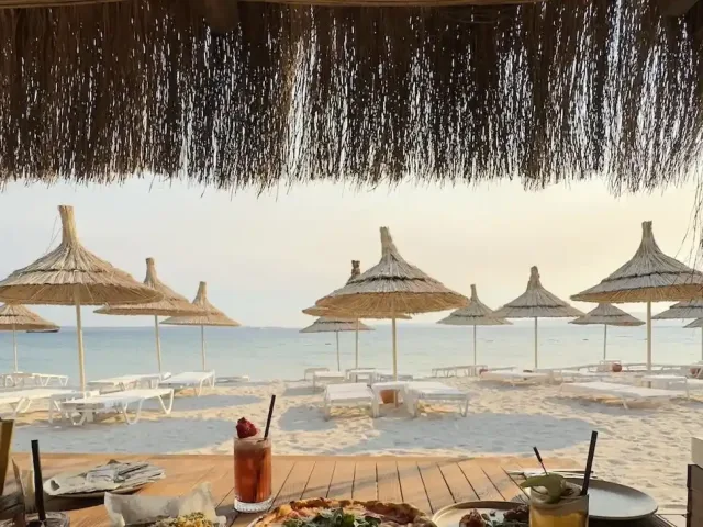 2025 Yılı Çeşme Beach Club Rehberi
