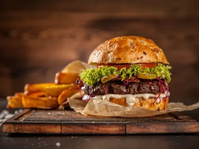 İzmir'de Hamburger Denince Akla Gelen 5 Mekan