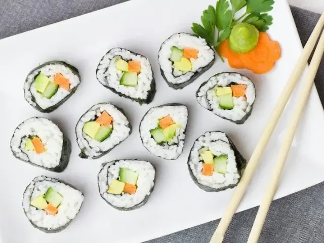 Sushi’nin Geçmişten Günümüze Uzanan Lezzet Serüveni