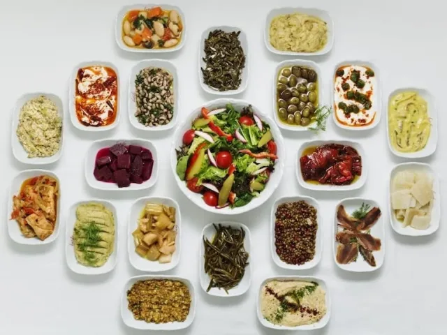 Meze Dünyasının Gizli Hazinesi: 5 Bilinmeyen Lezzet