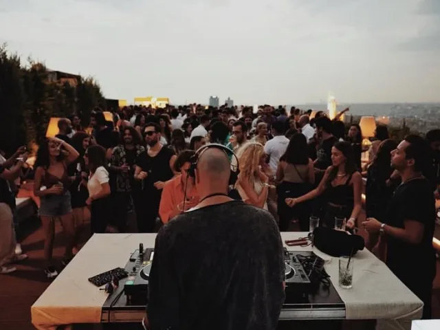 ROOFTOP FESTİVAL İLK DEFA 1 EKİM'DE İZMİR'DE! AYNI RUH YENİ ŞEHİR