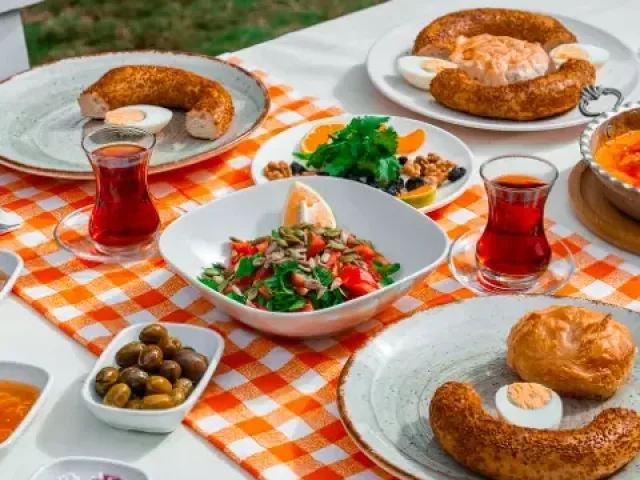 Mandalin 6: İzmir’in Huzur Dolu Lezzet Noktası
