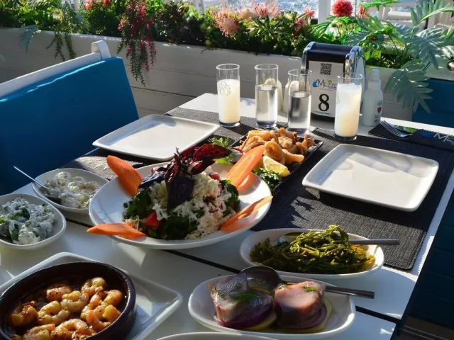 Eşsiz Deniz Manzarasına ve Lezzete Doyuran Mezze Teras Restaurant