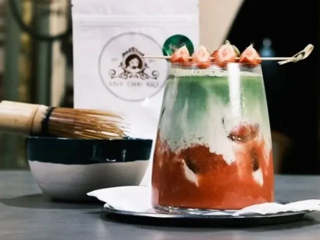 İzmir Alsancak'ta Matcha Severler İçin Yeni Bir Rota: Roma Coffee Co.