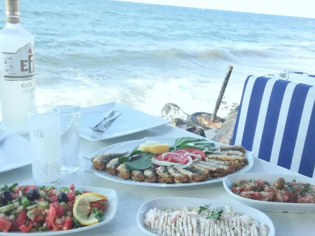 Bize Tek Bi-Yer Söyleyin...