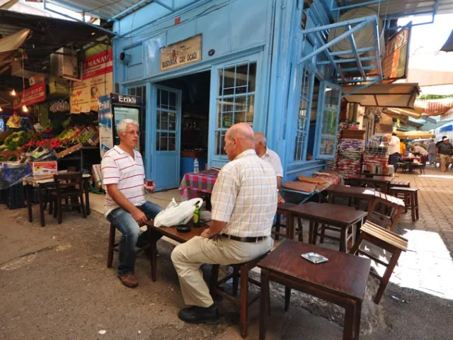 Kemeraltı destinasyon rehberi