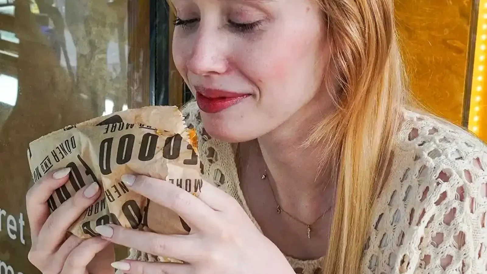 Yaşar Üniversitesi'nde Döner Keyfinin Yeni Lezzetli Adresi Foood Döner