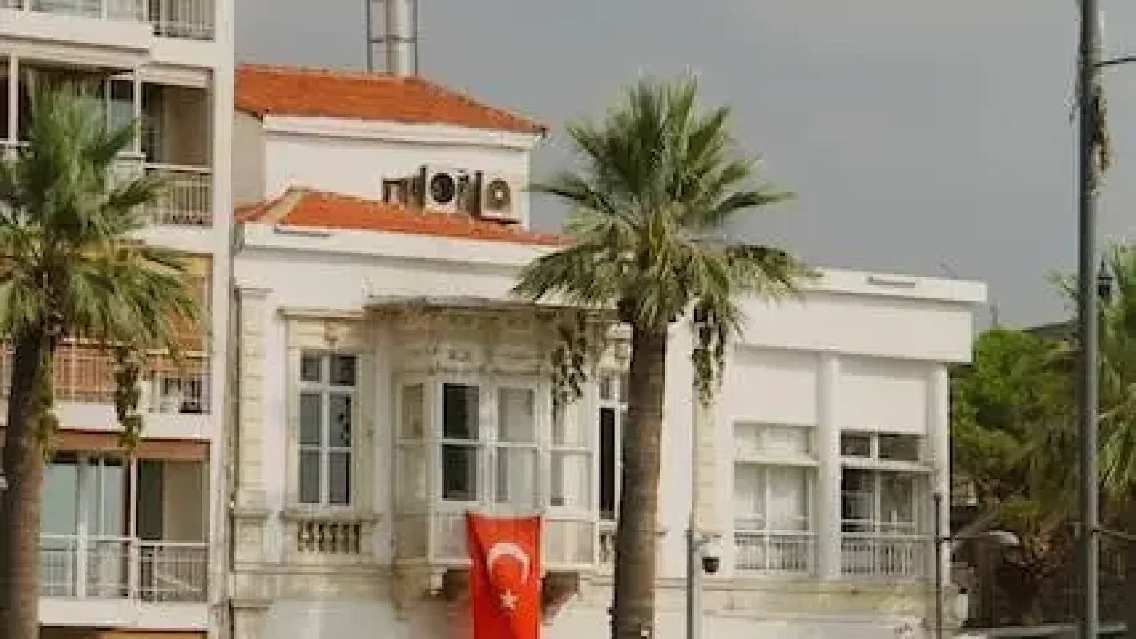 İzmir’de Solo Tatil Keyfi: Tek Başınıza Deneyimlemeniz Gereken Yerler