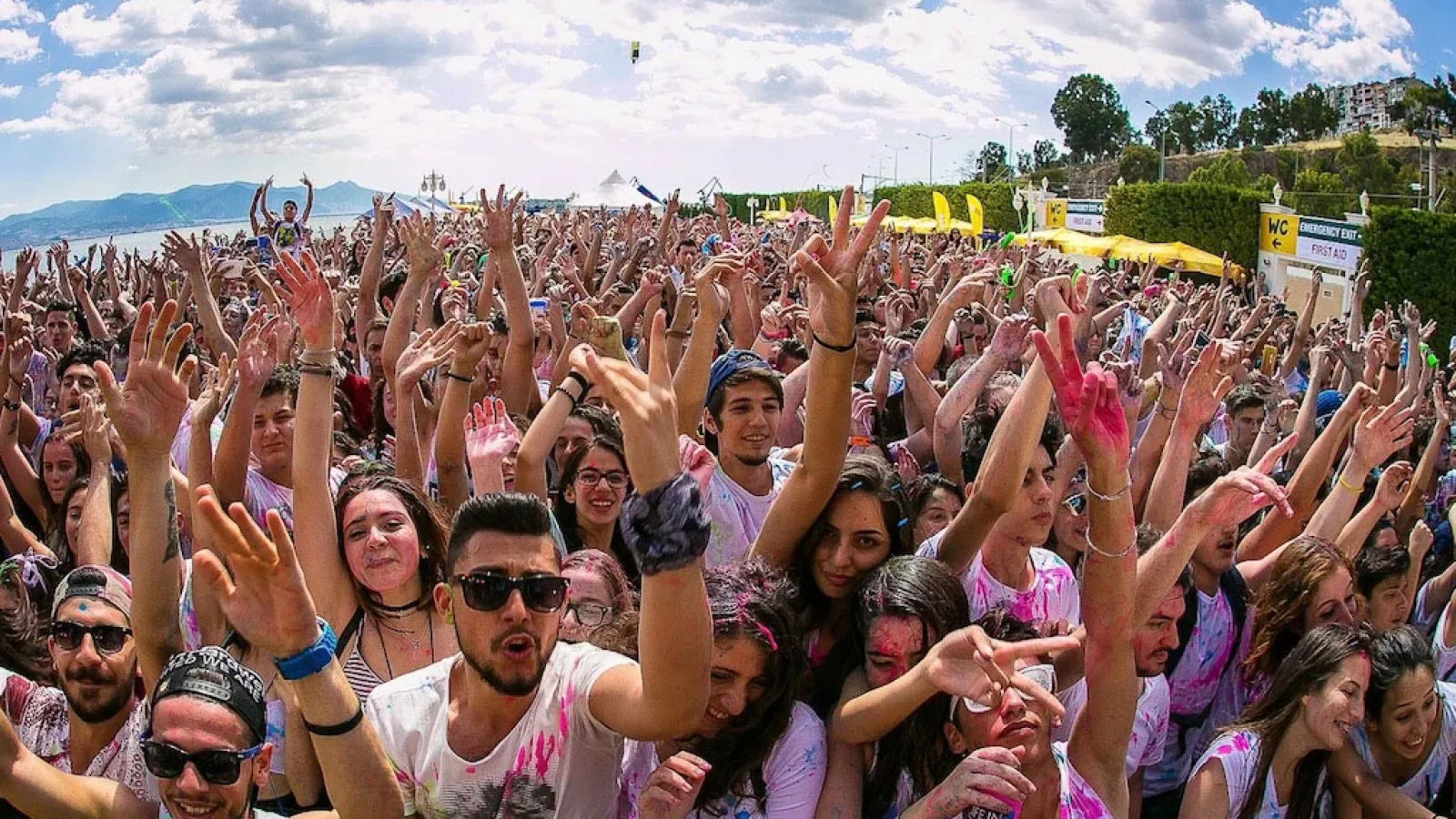 İzmir'de Konser Bileti Alabileceğiniz En İyi Platformlar