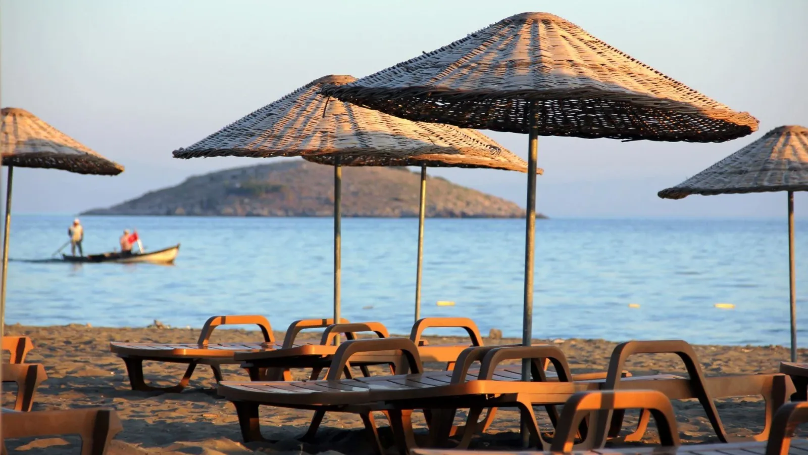 Huzura Bir Adım Daha Yaklaştıran Gümüldür Mavi Deniz Otel & Restoran