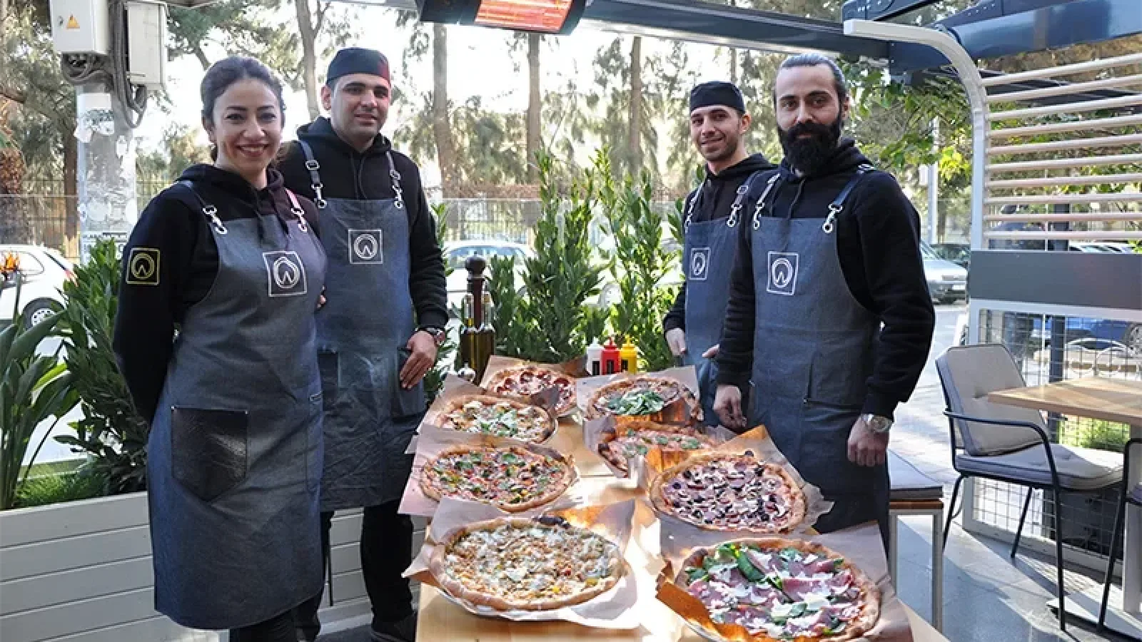 İzmir'de:Ekşi Maya Pizza