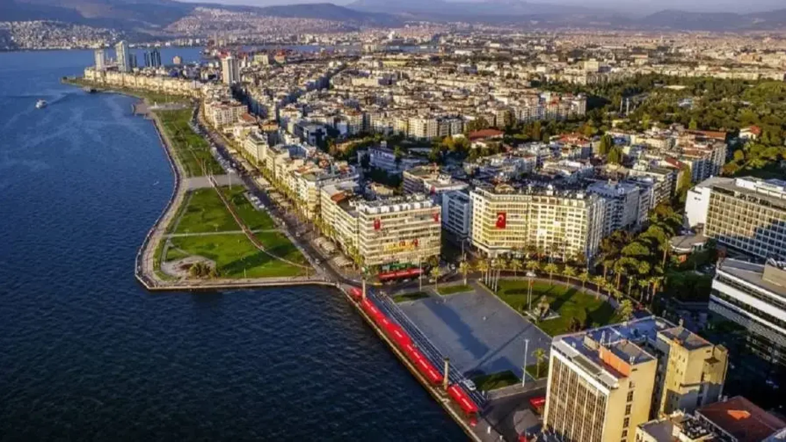İzmir’in En İyi Manzaraları: Ege’nin Göz Alıcı Noktaları