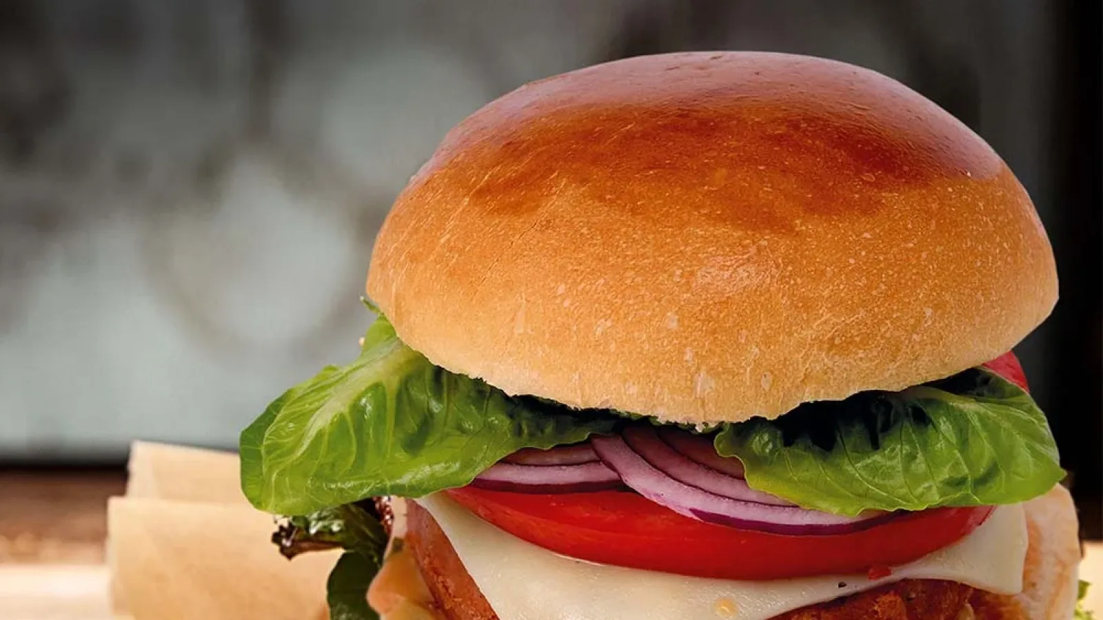 İzmir’in ilk Vegan Burger’i MM&G’s Burger’den!
