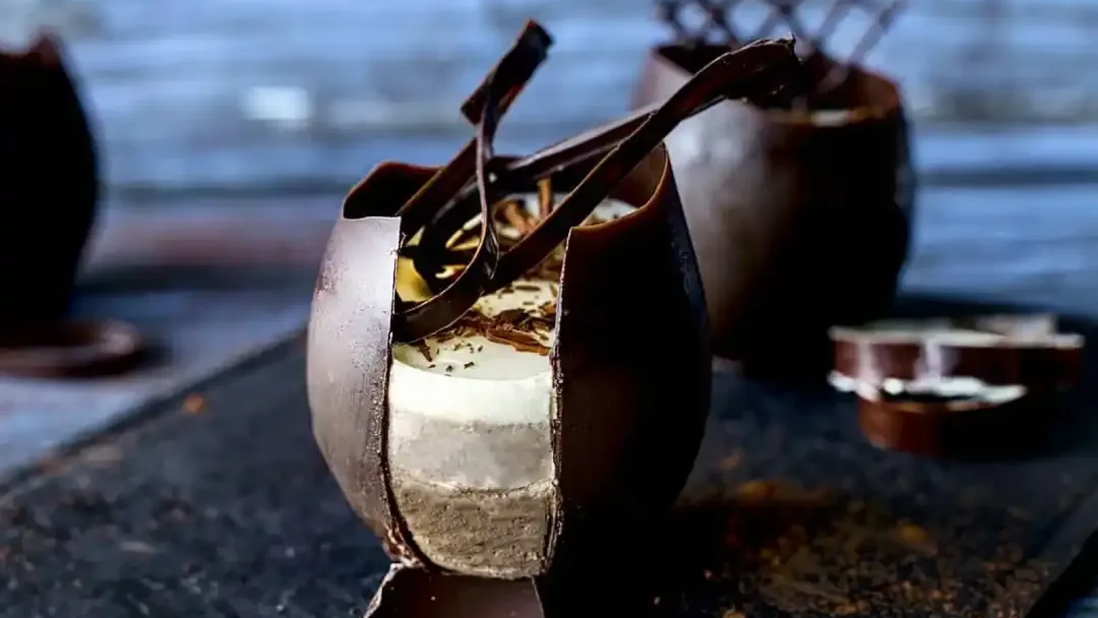 Aşırı Tatlı Bir Yer Madam Çikolata