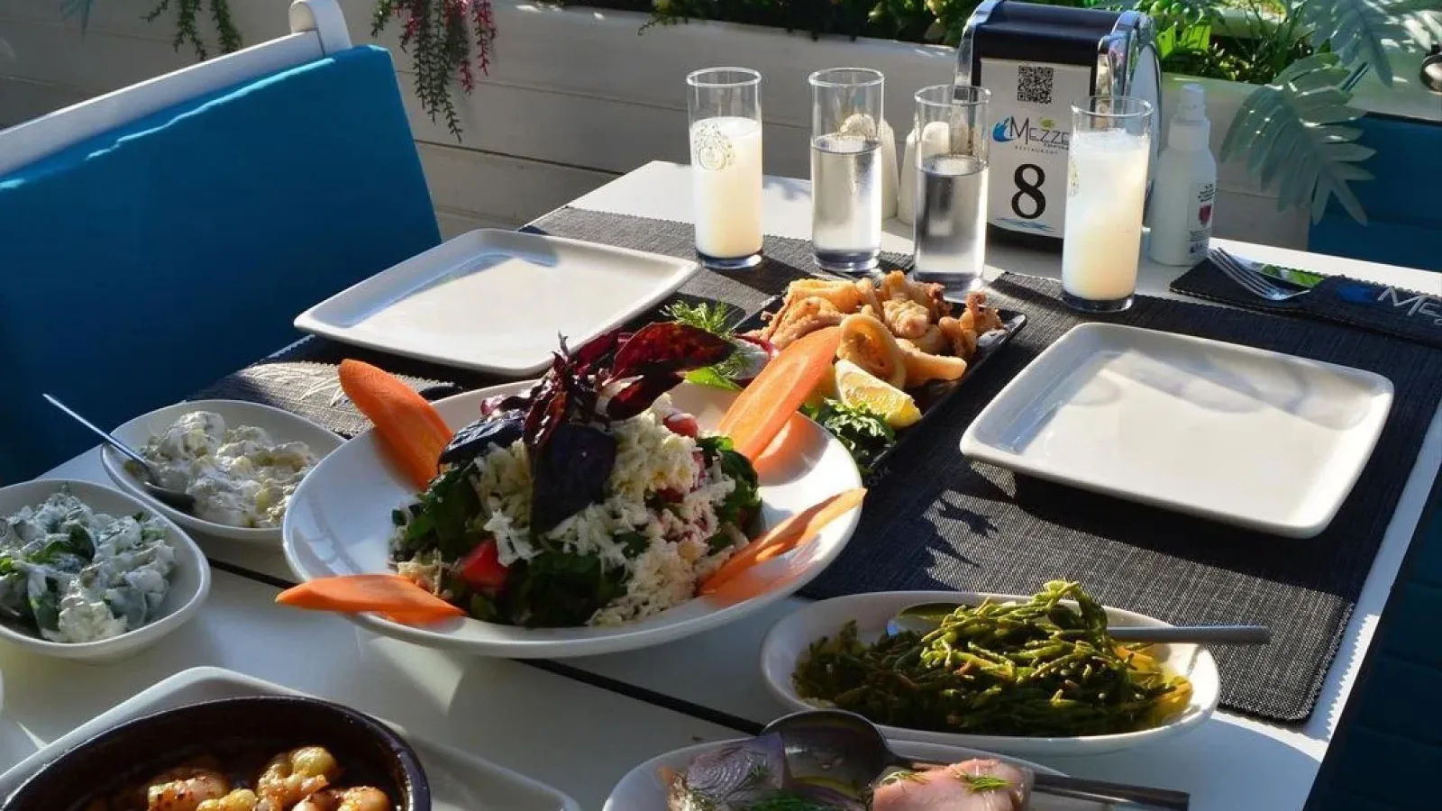 Eşsiz Deniz Manzarasına ve Lezzete Doyuran Mezze Teras Restaurant