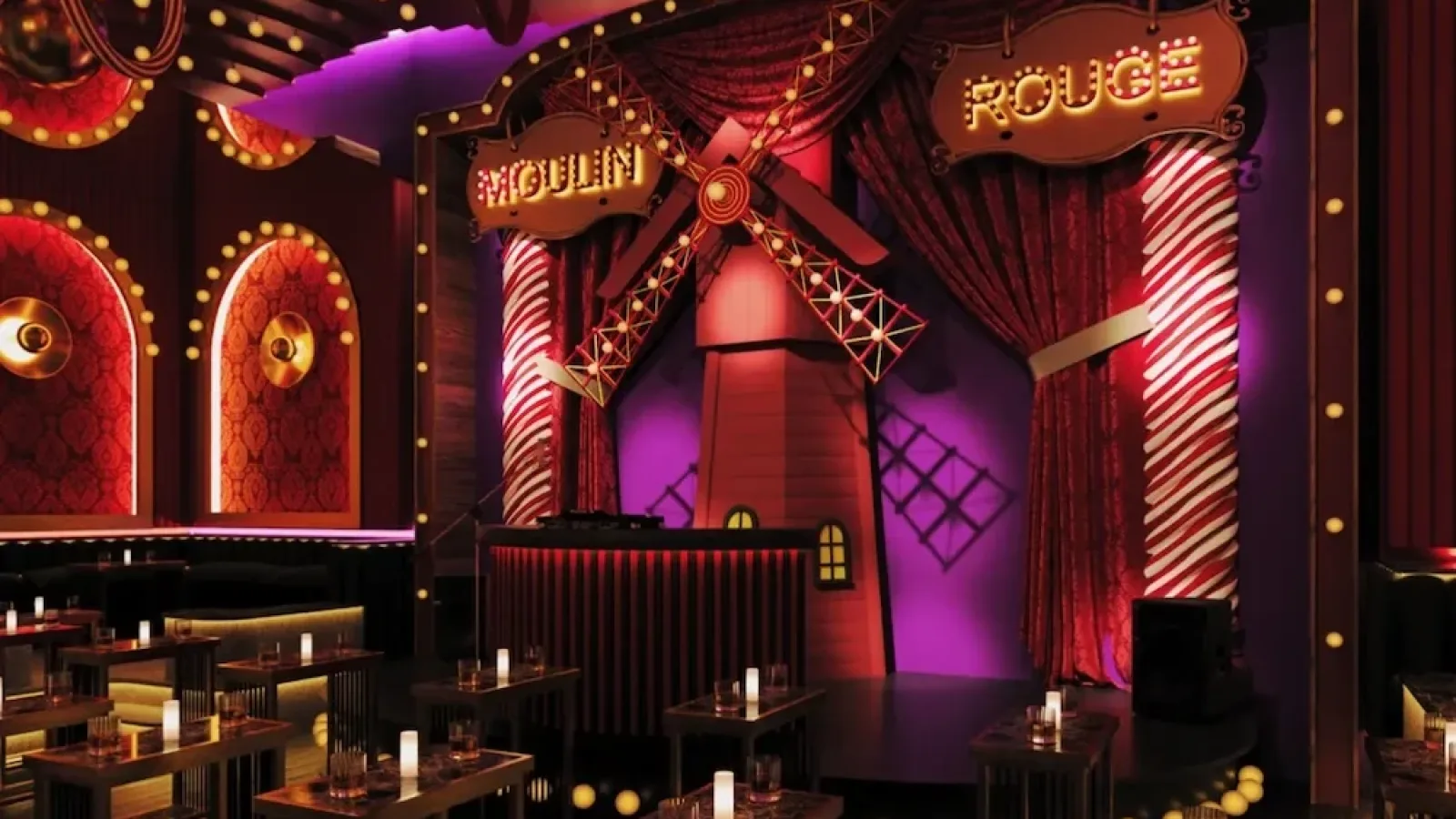İzmir geceleri Moulin Rouge ile artık çok daha renkli.