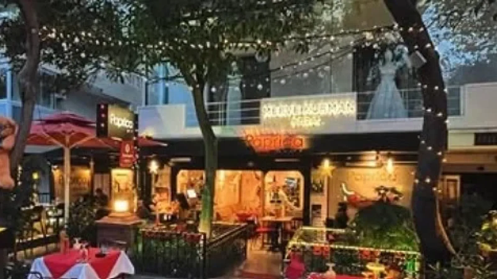 Paprica Ristorante: İtalyan Zarafeti ve Lezzetinin İzmir’deki Yansıması