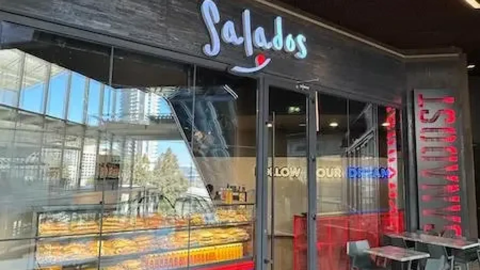 Salados Lezzeti Ege Perla’da!