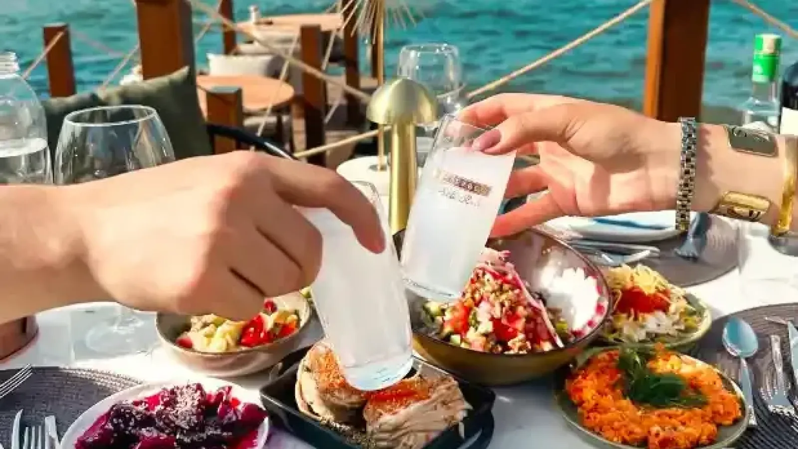 Güzelbahçe’de Yeni Bir Keşif Sancakbeyi Restaurant