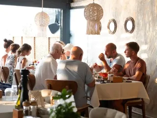 Ata'dan Balık Güzelbahçe