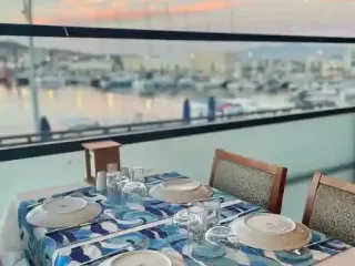 İmroz Restoran Yeni Foça