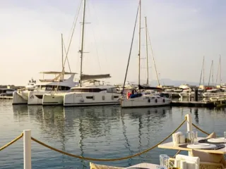 Porthole Yeni Foça