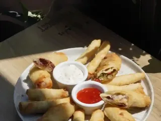 Salados Ataşehir