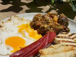 Salados Ataşehir