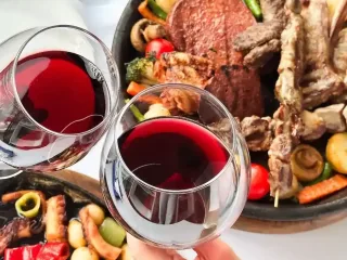 Tuzda Et & Balık Bayraklı