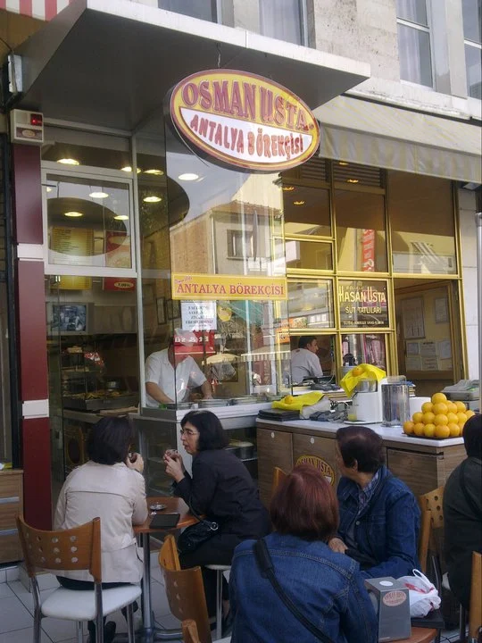 Osman Usta Antalya Börekçisi