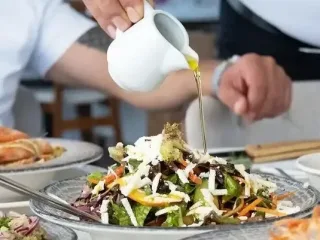 Ata'dan Balık Güzelbahçe